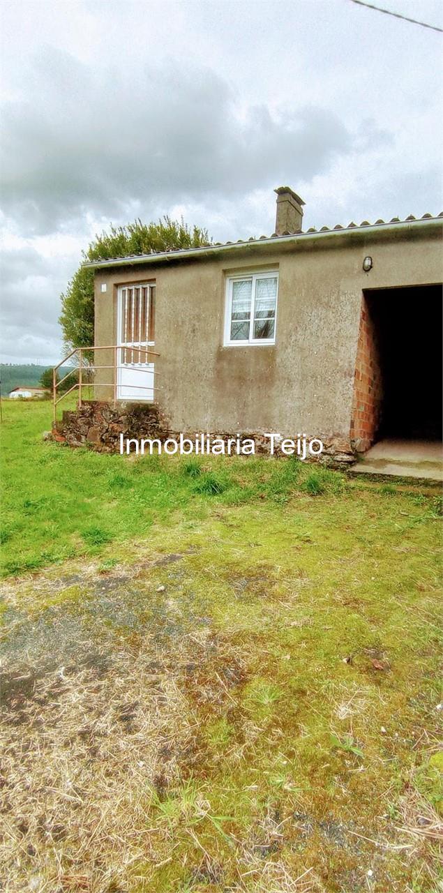 Foto 5 SE VENDE CASA DE PIEDRA EN SEDES- NARÓN