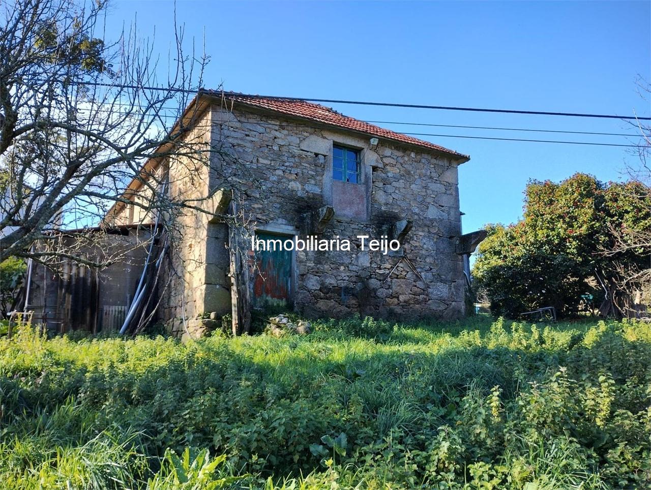 Foto 1 SE VENDE CASA DE PIEDRA EN VILARMAIOR