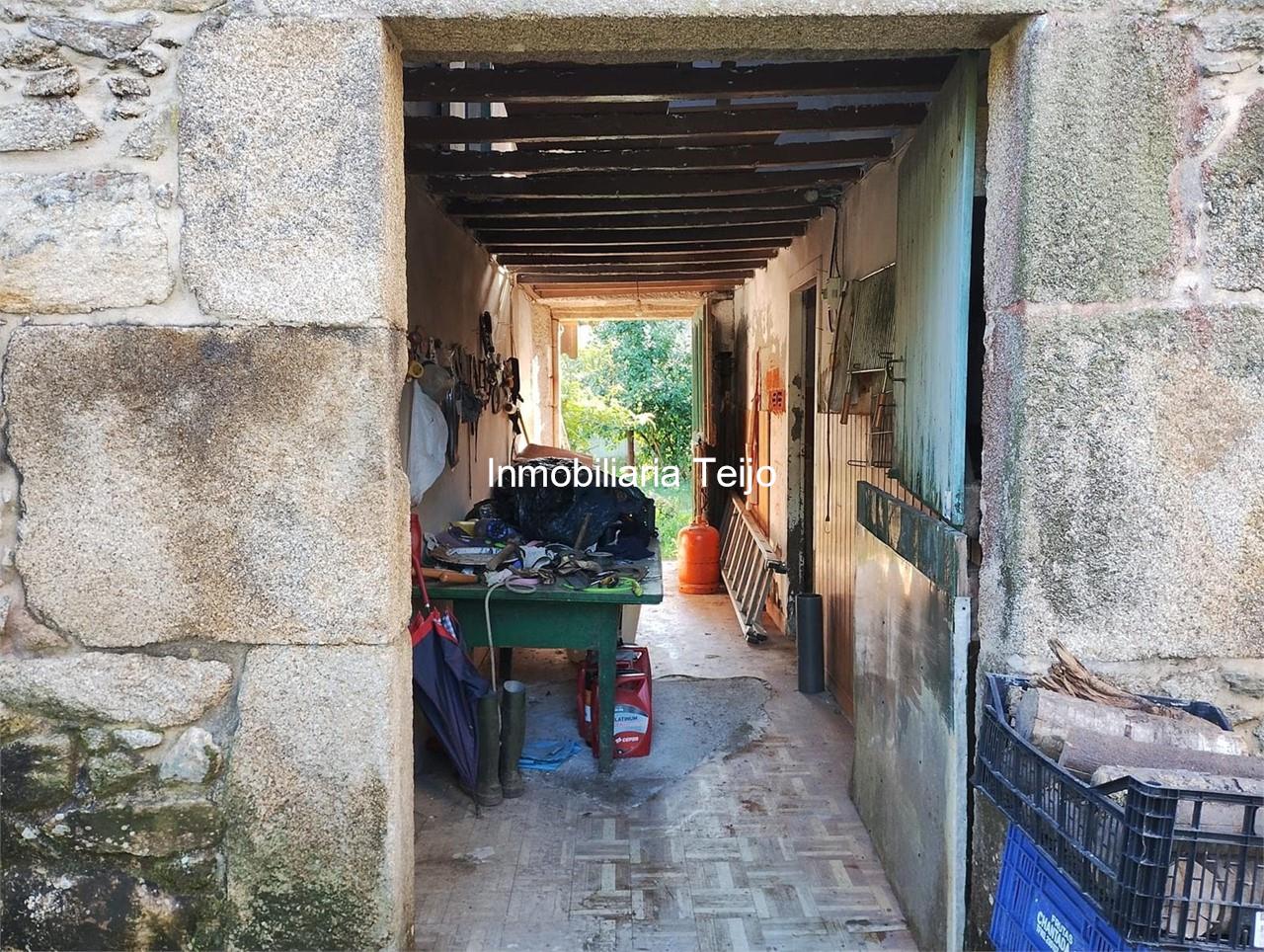 Foto 20 SE VENDE CASA DE PIEDRA EN VILARMAIOR