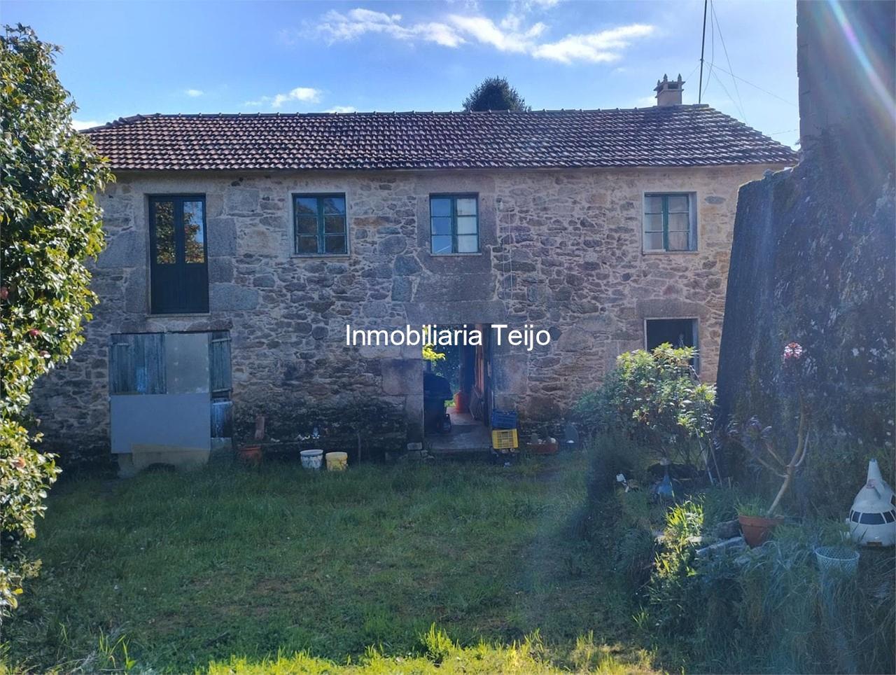 Foto 2 SE VENDE CASA DE PIEDRA EN VILARMAIOR