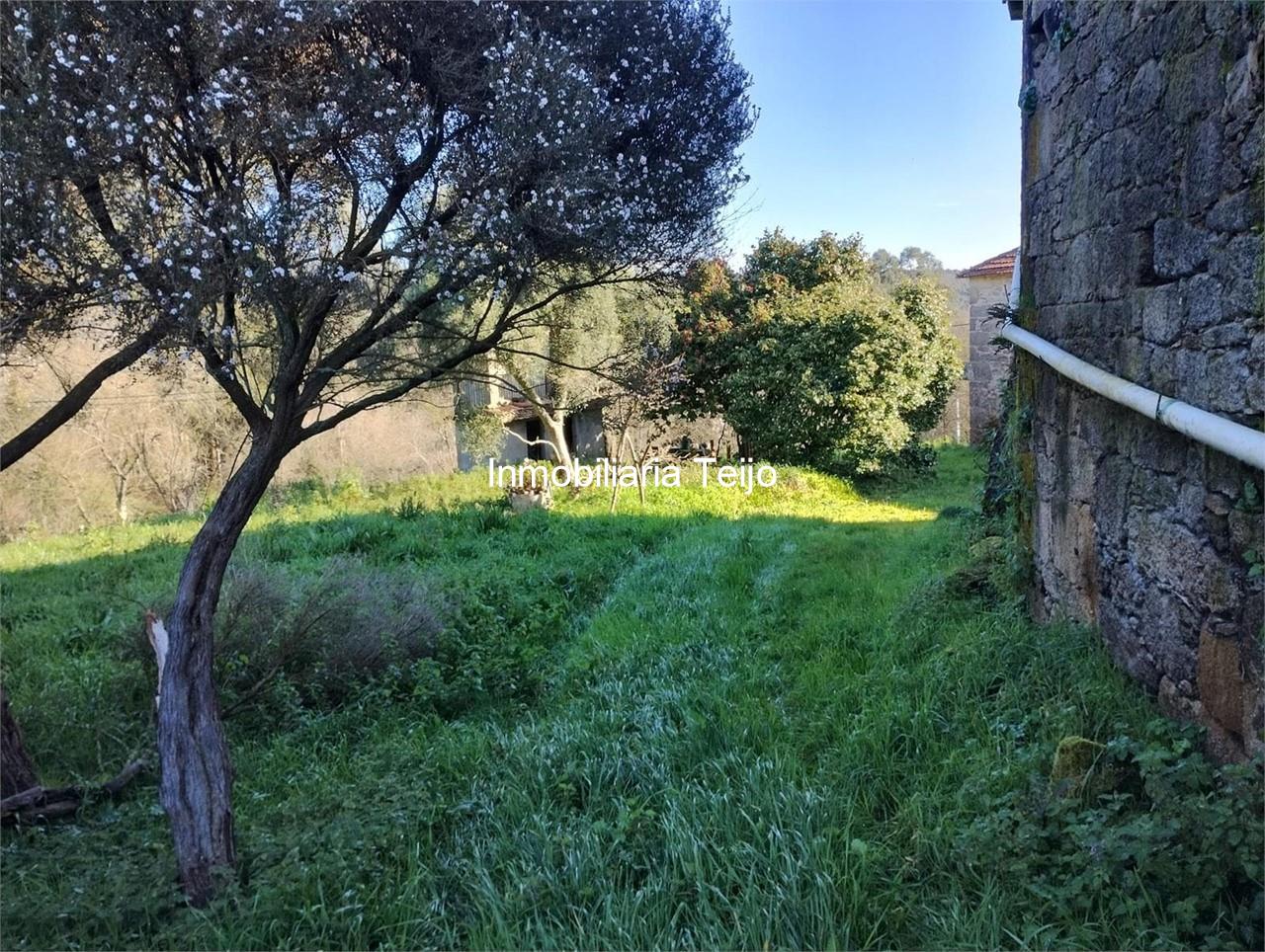 Foto 9 SE VENDE CASA DE PIEDRA EN VILARMAIOR