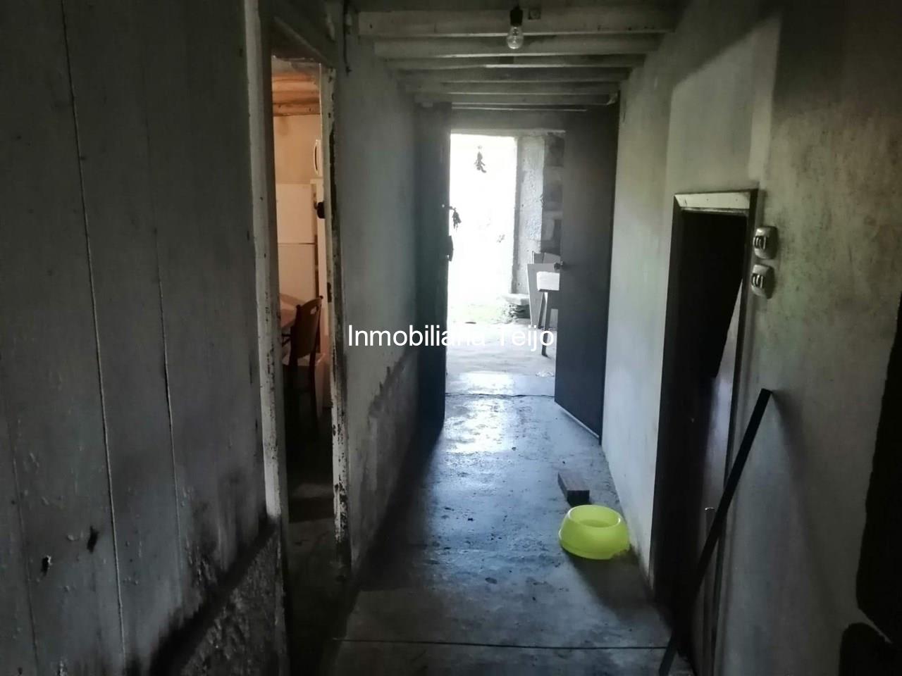Foto 18 SE VENDE CASA DE PIEDRA PARA REHABILITACIÓN INTEGRAL EN SAN SADURNIÑO