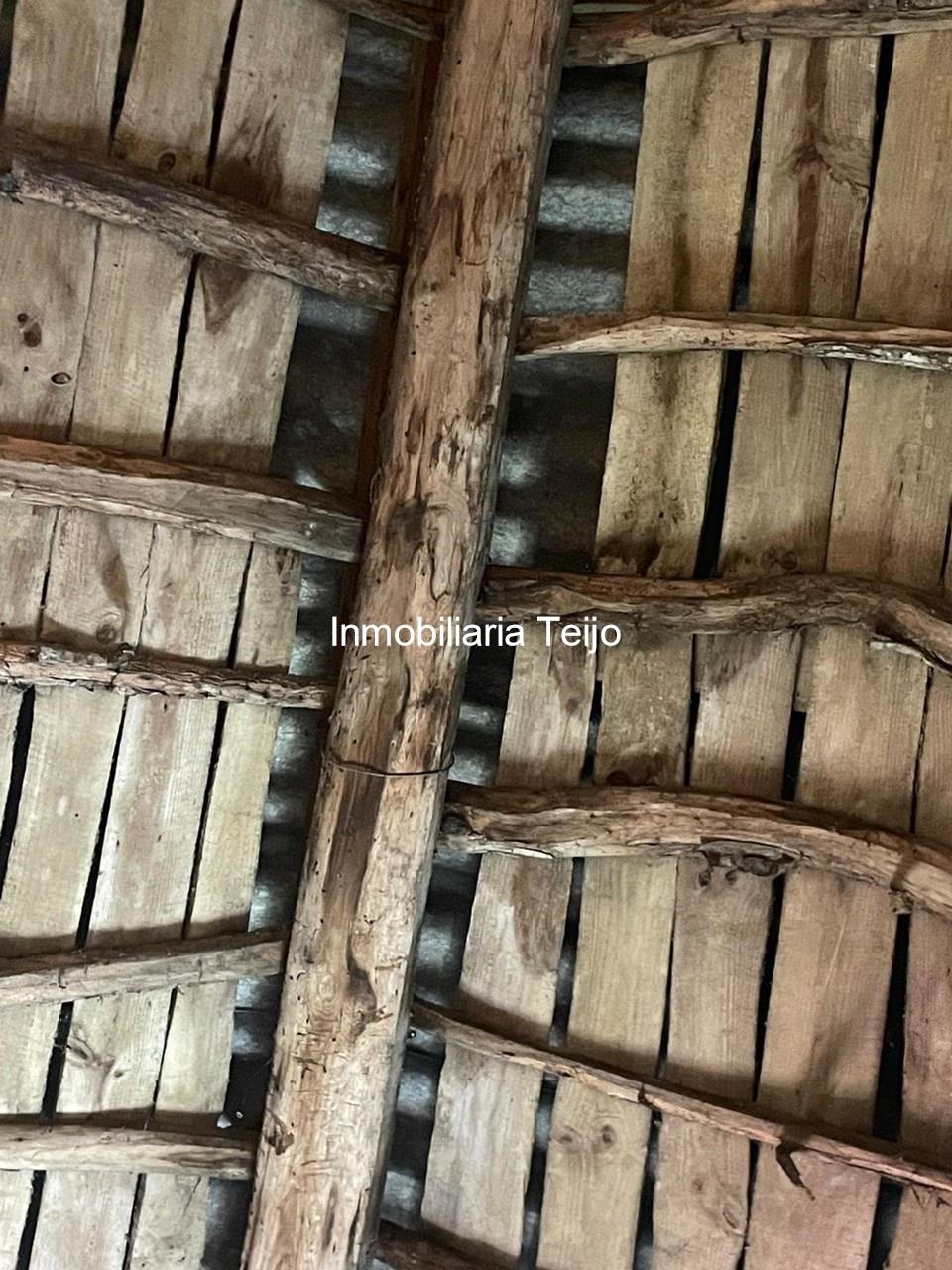 Foto 11 SE VENDE CASA DE PIEDRA PARA REHABILITAR EN CASTRO CON FINCA EDIFICABLE Y SEGREGABLE