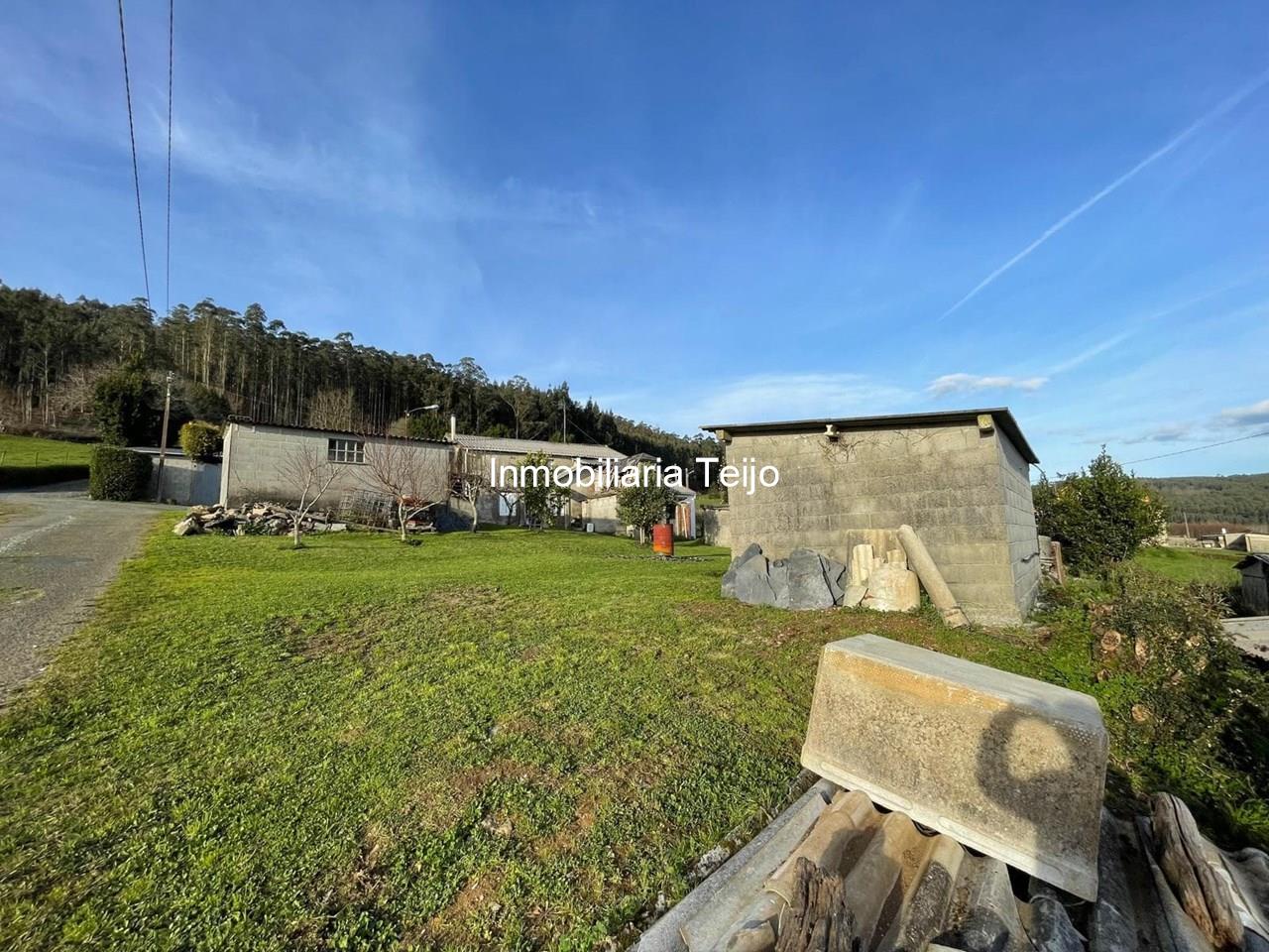 Foto 5 SE VENDE CASA DE PIEDRA PARA REHABILITAR EN MOECHE CON FINCA URBANA DE 2500 M2