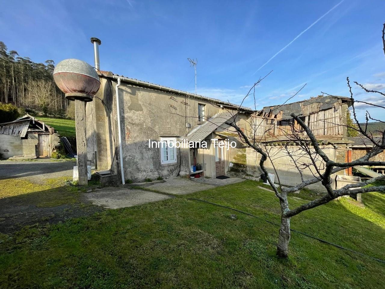 Foto 1 SE VENDE CASA DE PIEDRA PARA REHABILITAR EN MOECHE