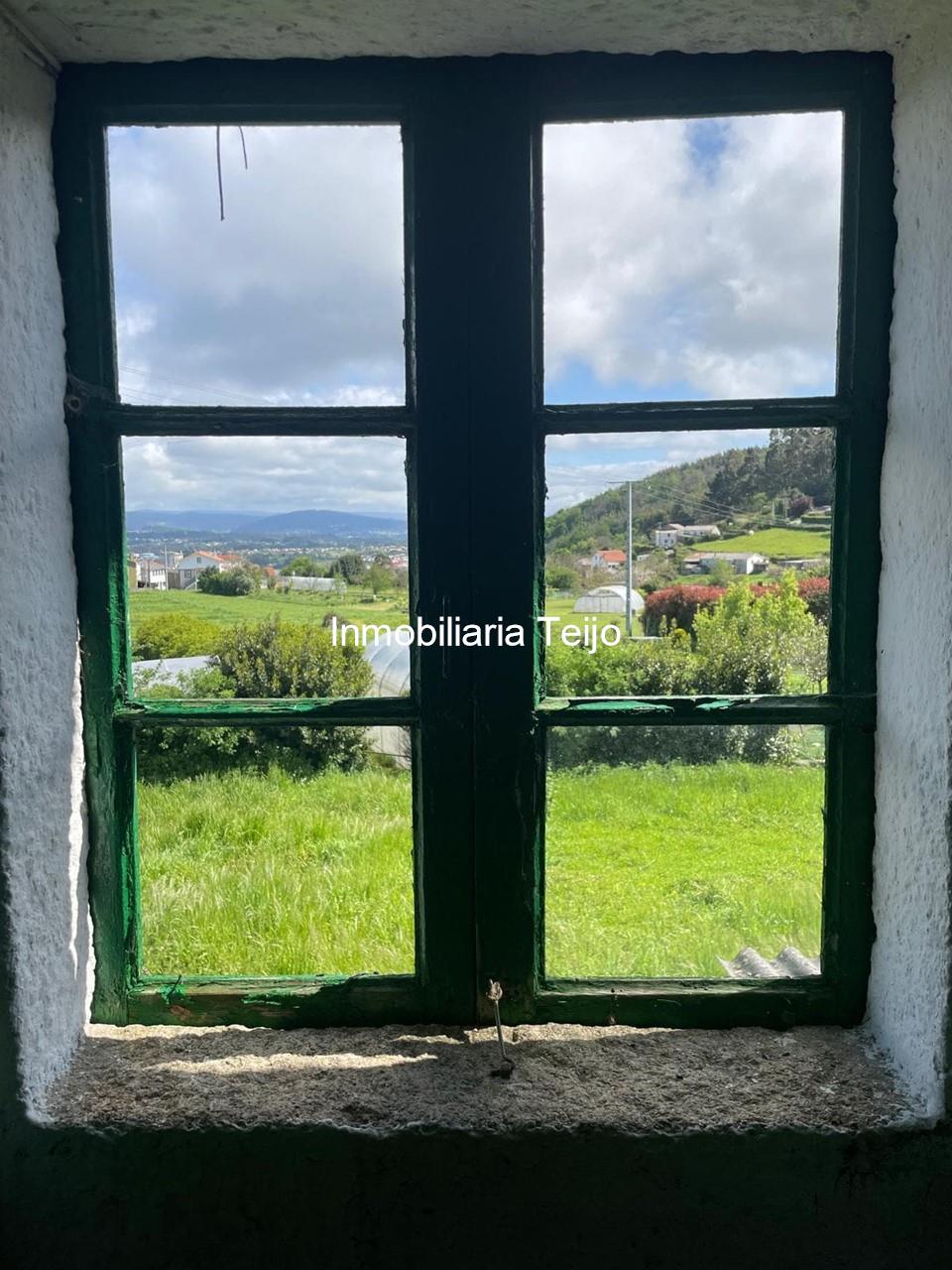 Foto 10 SE VENDE CASA DE PIEDRA PARA RESTAURAR EN BRIÓN (VISTAS PANORÁMICAS)