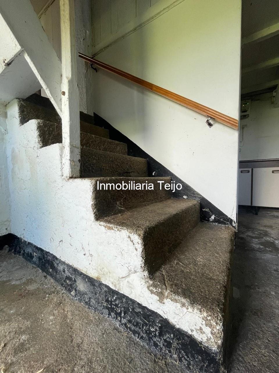 Foto 17 SE VENDE CASA DE PIEDRA PARA RESTAURAR EN BRIÓN (VISTAS PANORÁMICAS)