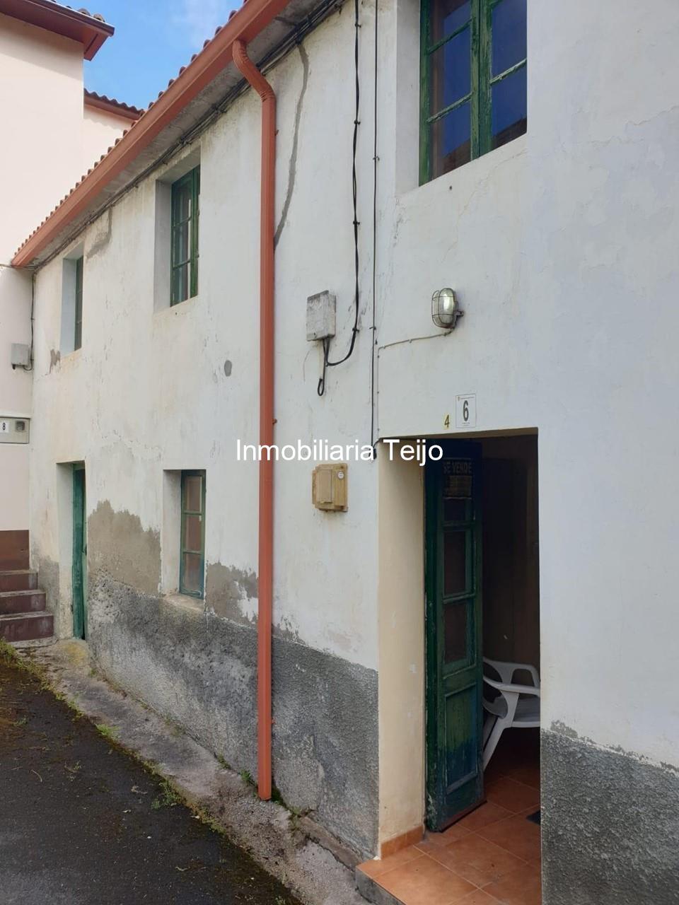 Foto 4 SE VENDE CASA DE PIEDRA PARA RESTAURAR EN PORTO DO CABO