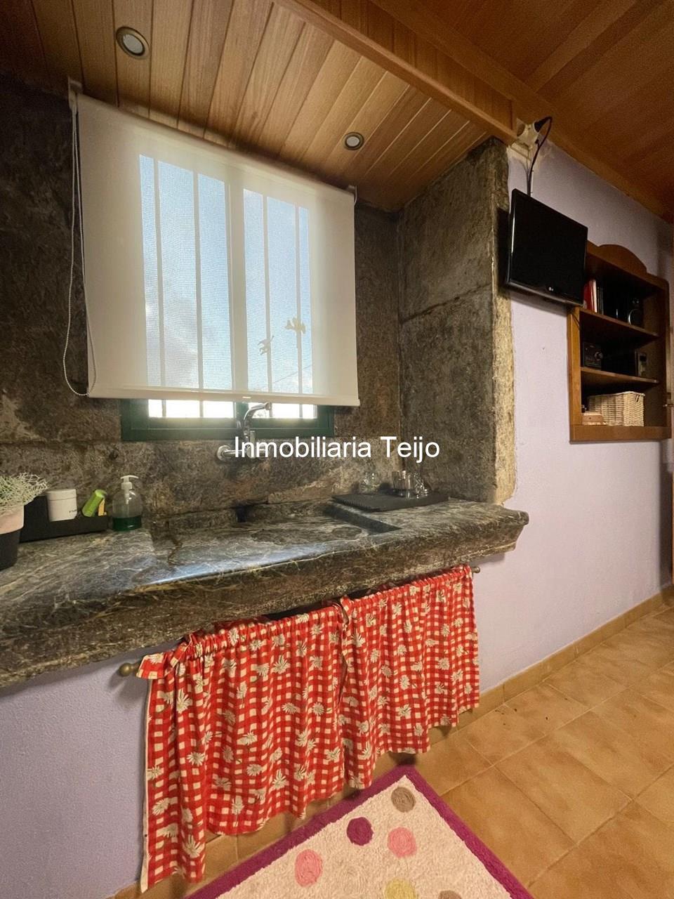 Foto 14 SE VENDE CASA DE PIEDRA RESTAURADA, FINCA CERRADA CON GARAJE Y ANEXO PARA OTRA VIVIENDA EN MOECHE