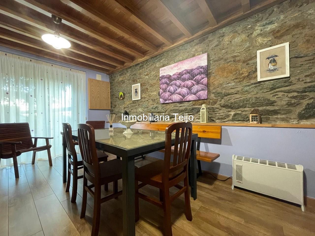 Foto 20 SE VENDE CASA DE PIEDRA RESTAURADA, FINCA CERRADA CON GARAJE Y ANEXO PARA OTRA VIVIENDA EN MOECHE