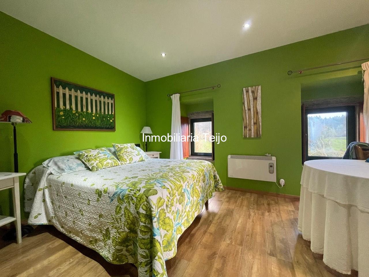 Foto 29 SE VENDE CASA DE PIEDRA RESTAURADA, FINCA CERRADA CON GARAJE Y ANEXO PARA OTRA VIVIENDA EN MOECHE