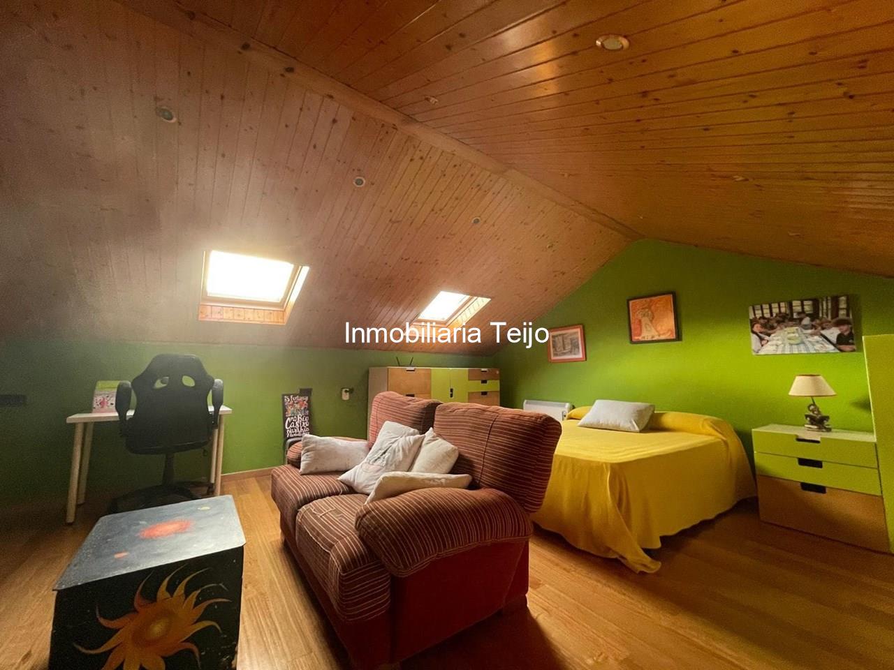 Foto 31 SE VENDE CASA DE PIEDRA RESTAURADA, FINCA CERRADA CON GARAJE Y ANEXO PARA OTRA VIVIENDA EN MOECHE