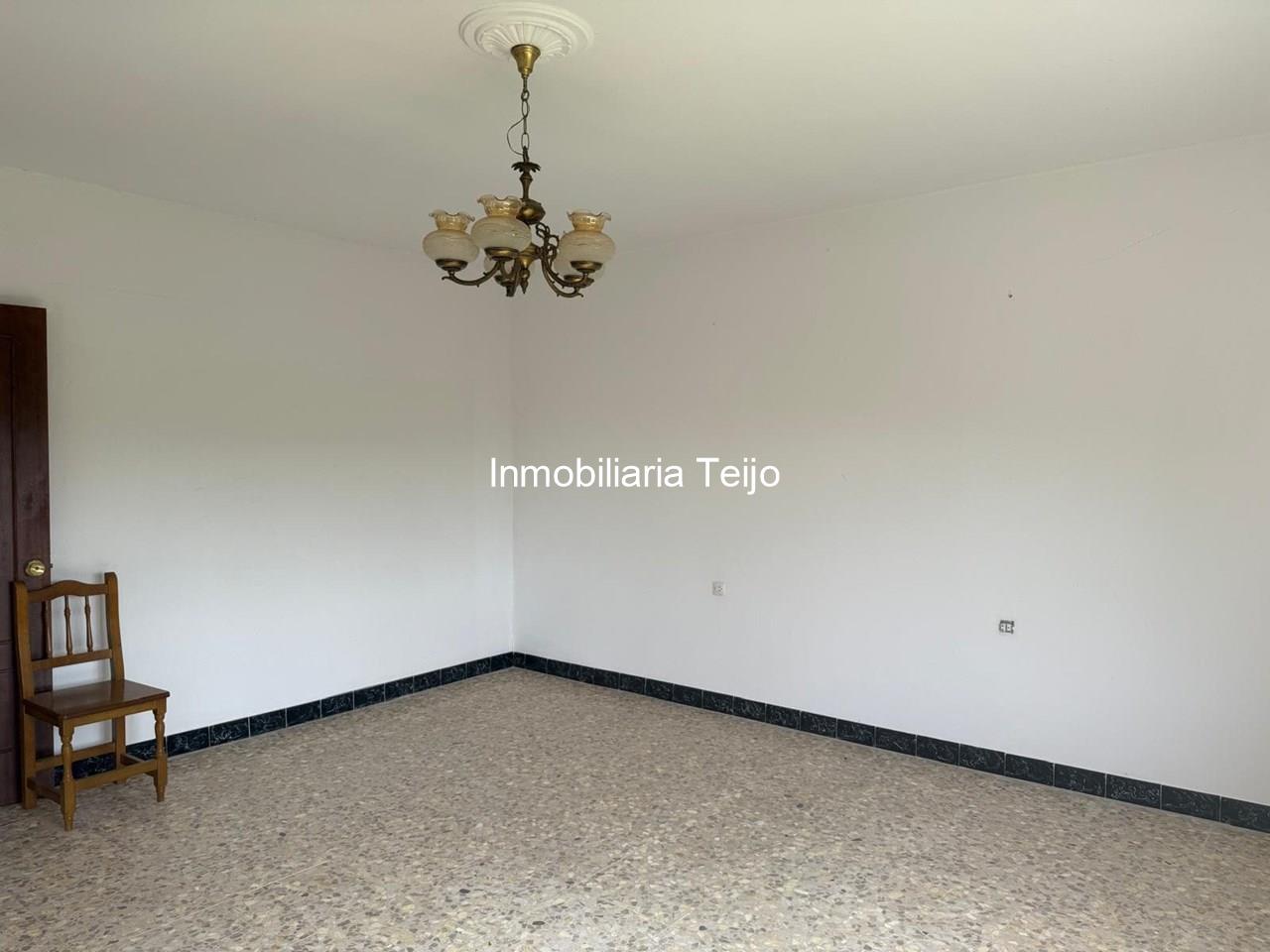 Foto 10 SE VENDE CASA EN A BARQUEIRA