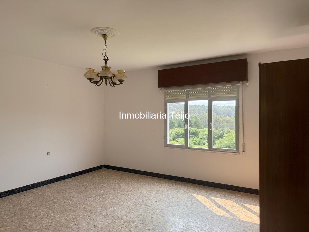 Foto 8 SE VENDE CASA EN A BARQUEIRA
