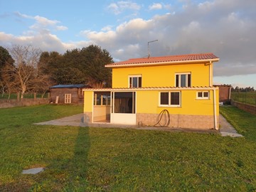 SE VENDE CASA EN CASTRO - Narón
