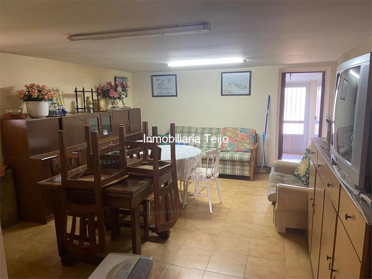 Foto 22 SE VENDE CASA EN DONIÑOS