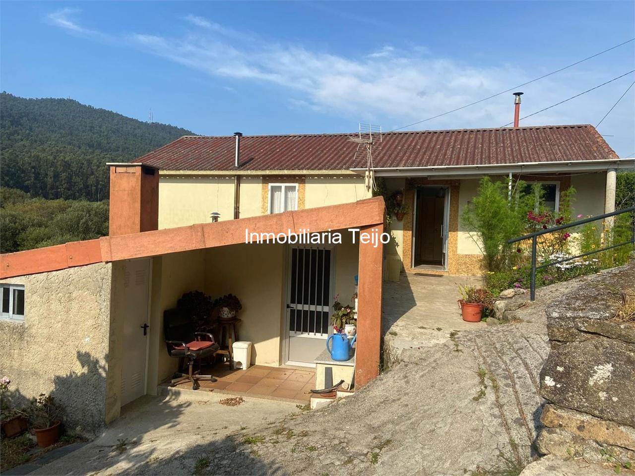 Foto 4 SE VENDE CASA EN DONIÑOS