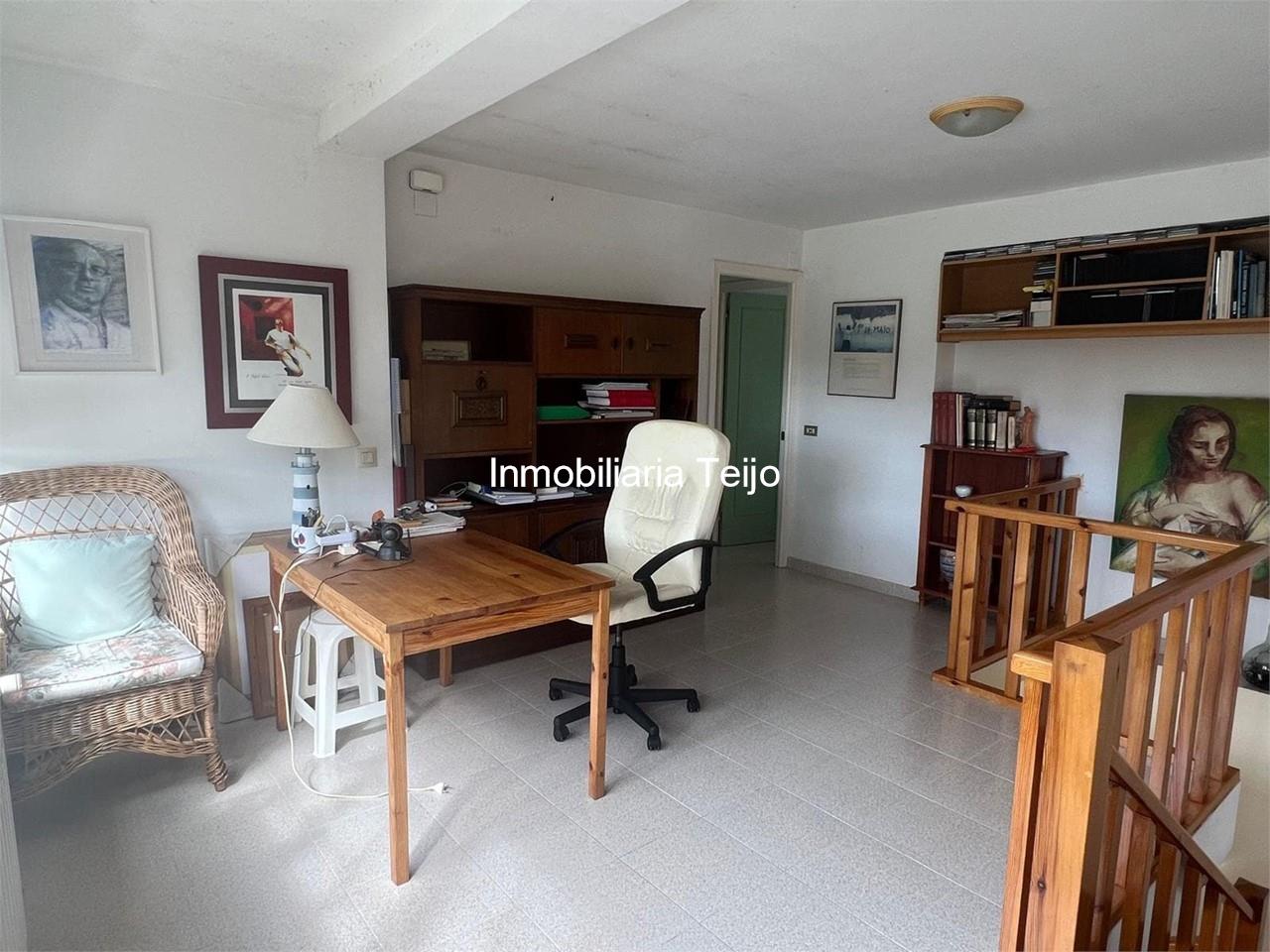 Foto 23 SE VENDE CASA EN ESMELLE A ESCASOS METROS DE LA PLAYA