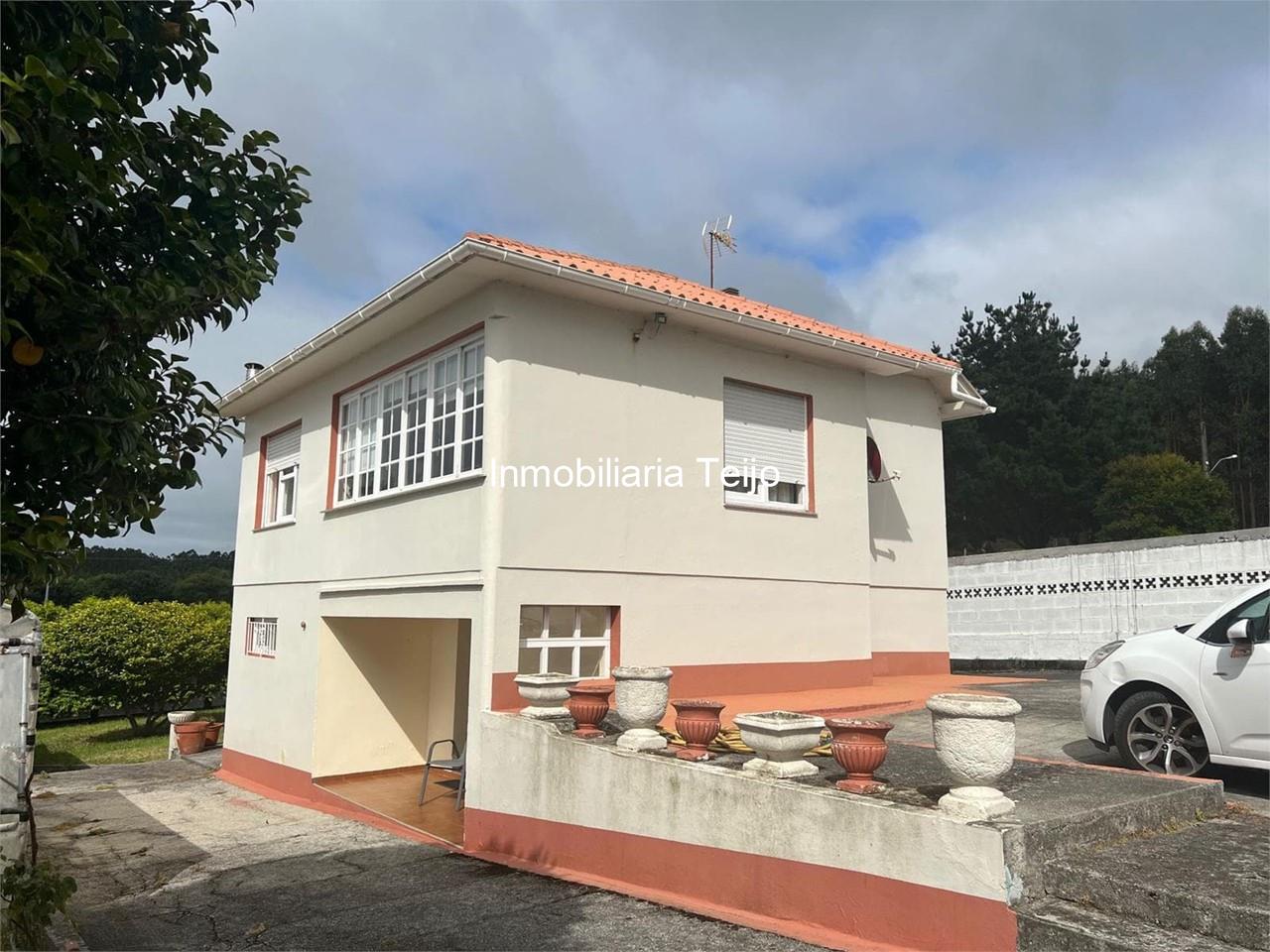 Foto 2 SE VENDE CASA EN ESMELLE A ESCASOS METROS DE LA PLAYA