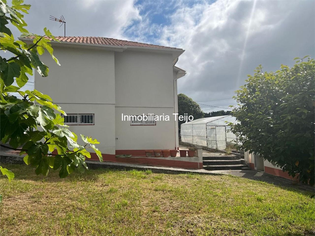 Foto 4 SE VENDE CASA EN ESMELLE A ESCASOS METROS DE LA PLAYA