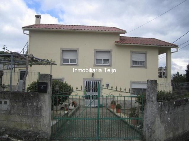 SE VENDE CASA EN MIÑO