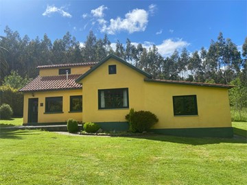 SE VENDE CASA EN MOECHE