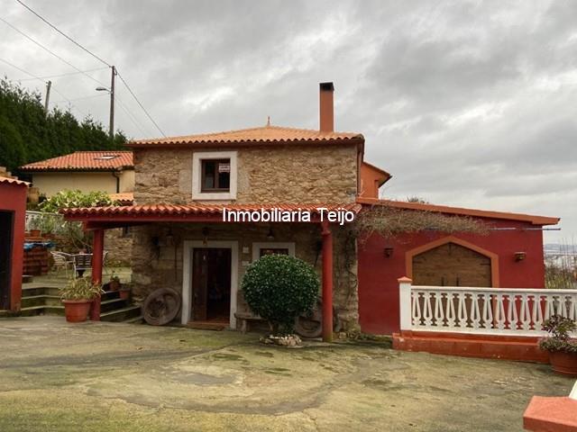 SE VENDE CASA EN NEDA