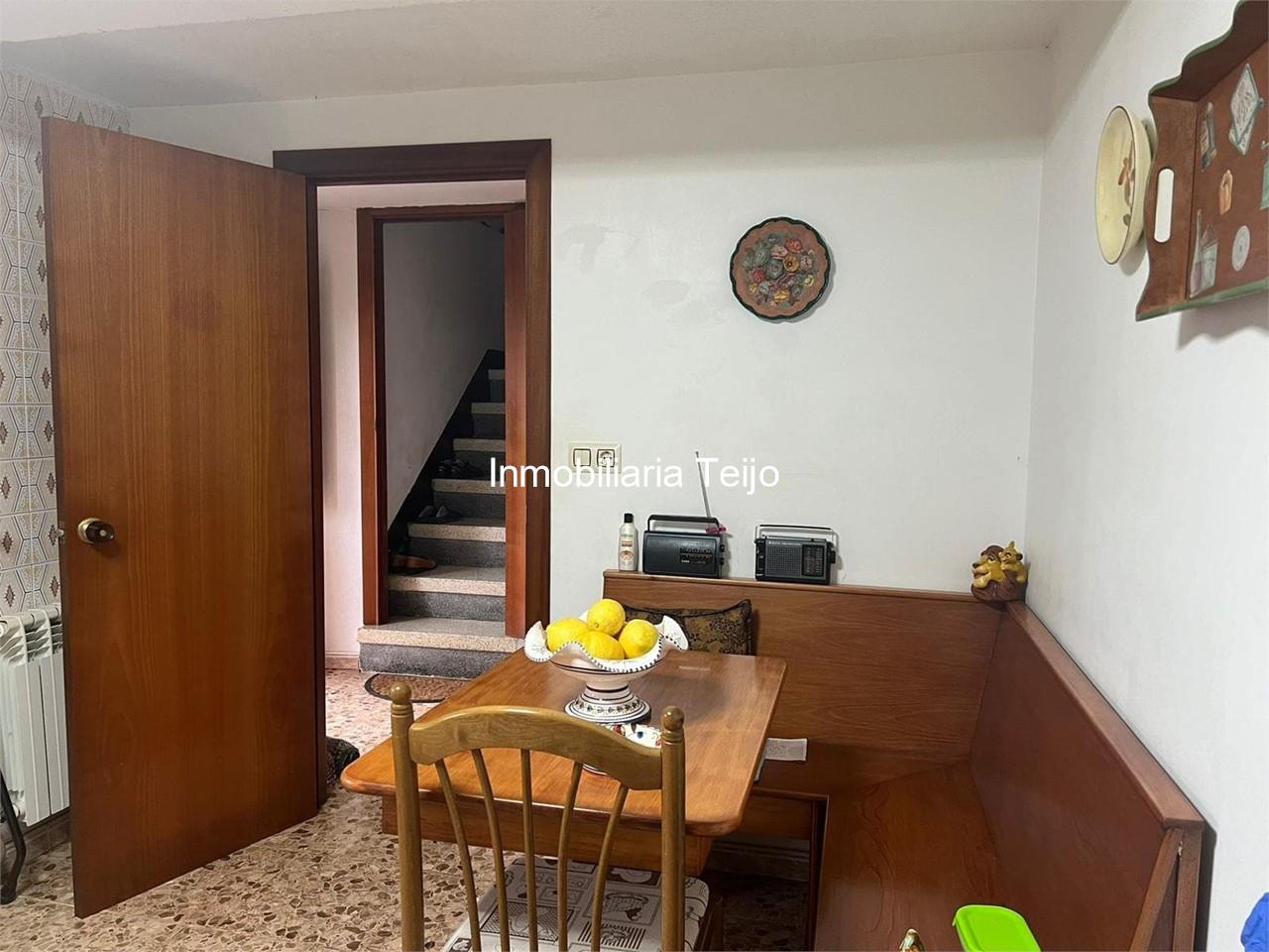 Foto 13 SE VENDE CASA EN SAN SADURNIÑO