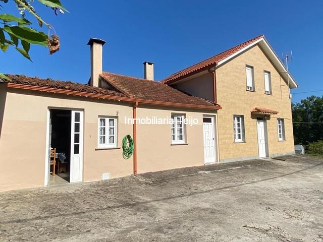 SE VENDE CASA EN SEDES - Narón