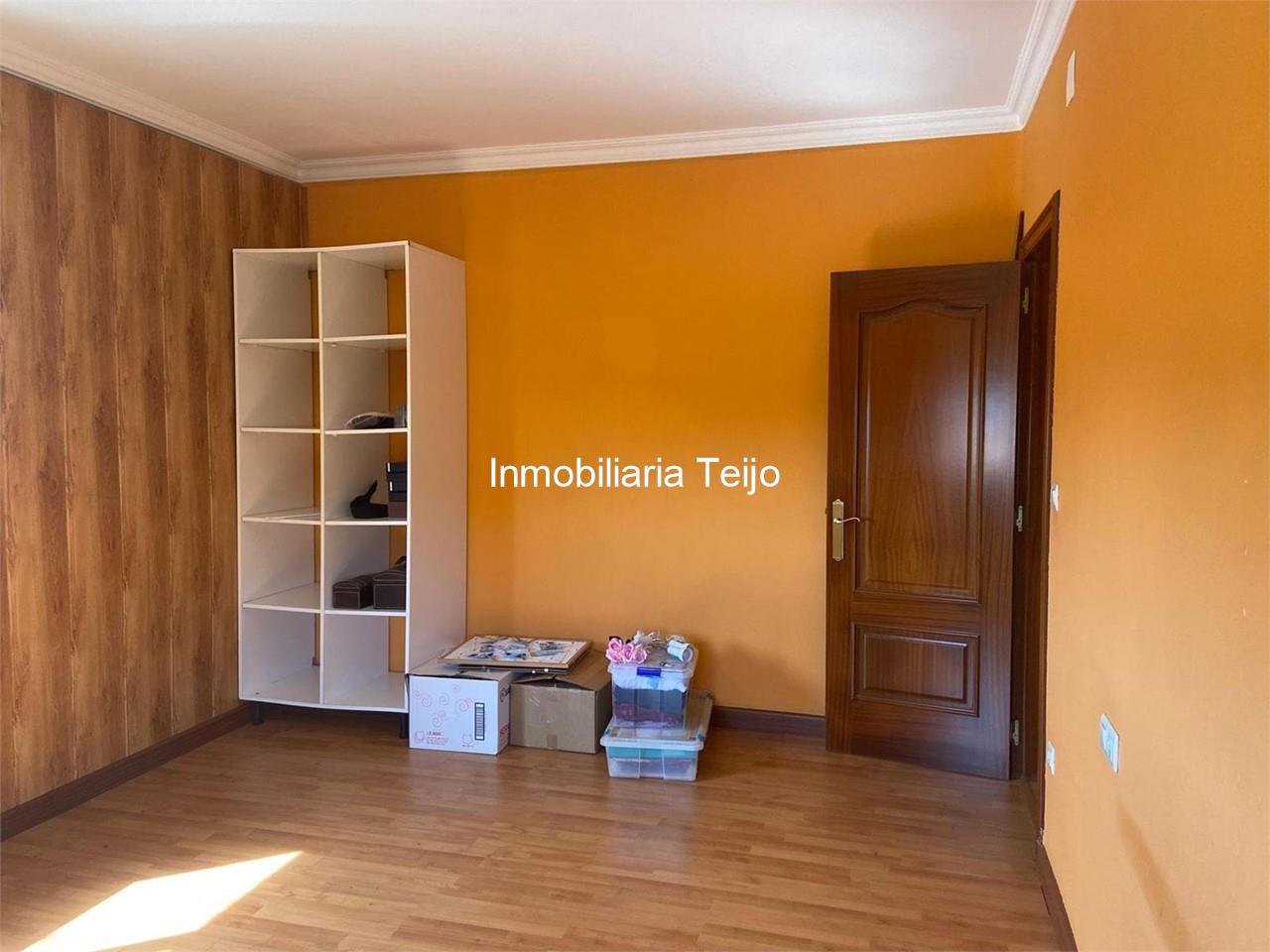 Foto 18 SE VENDE CASA EN VALDOVIÑO