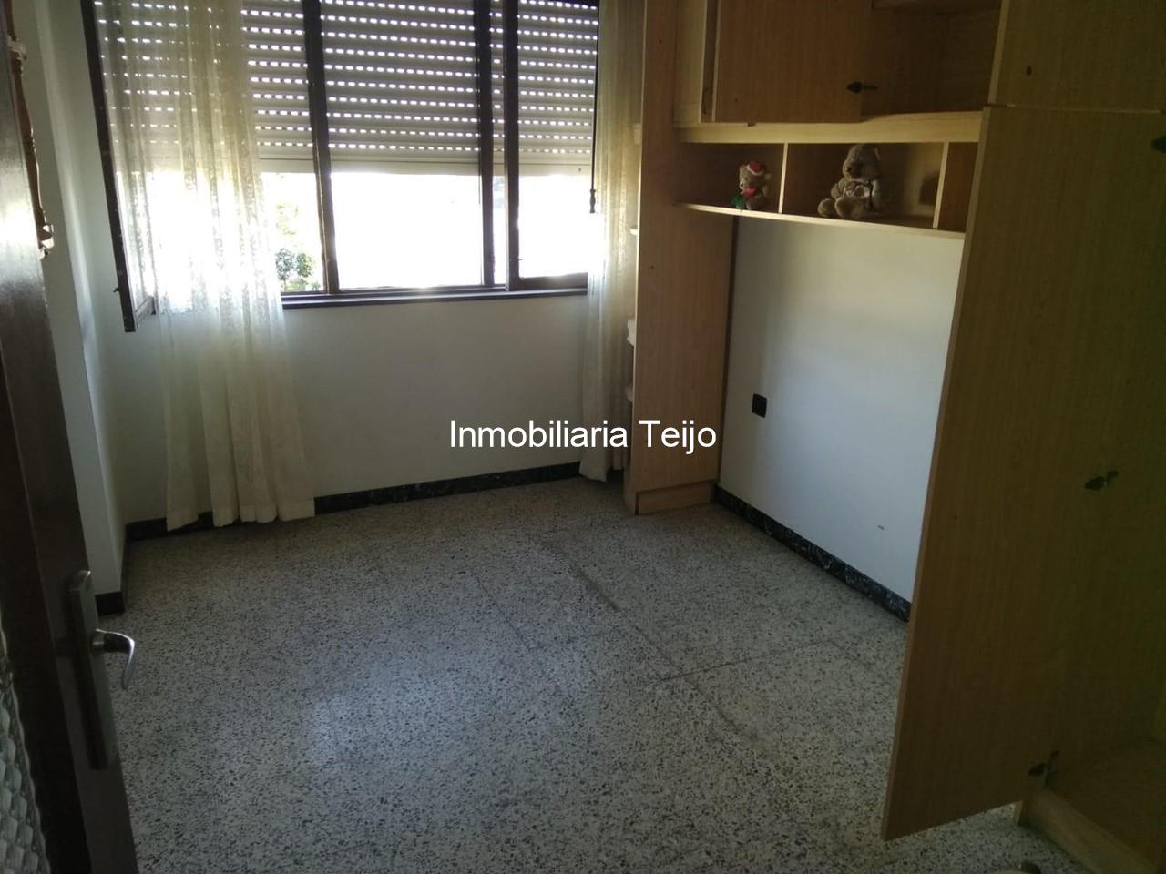 Foto 9 SE VENDE CASA EN VALÓN 