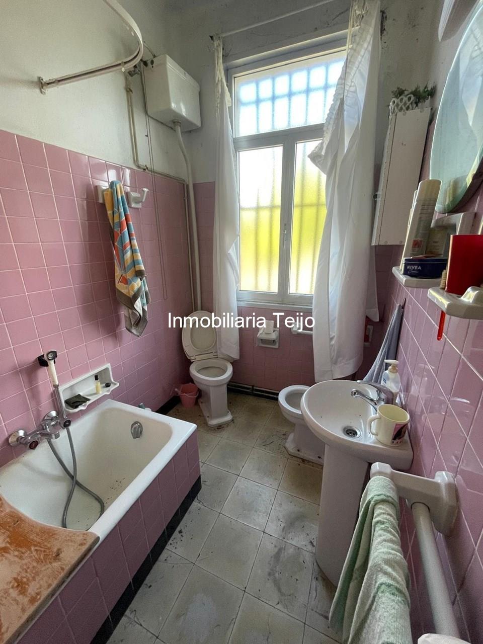 Foto 3 SE VENDE CASA INDEPENDIENTE APRA REHABILITACION INTEGRAL EN CARRETERA DE CASTILLA