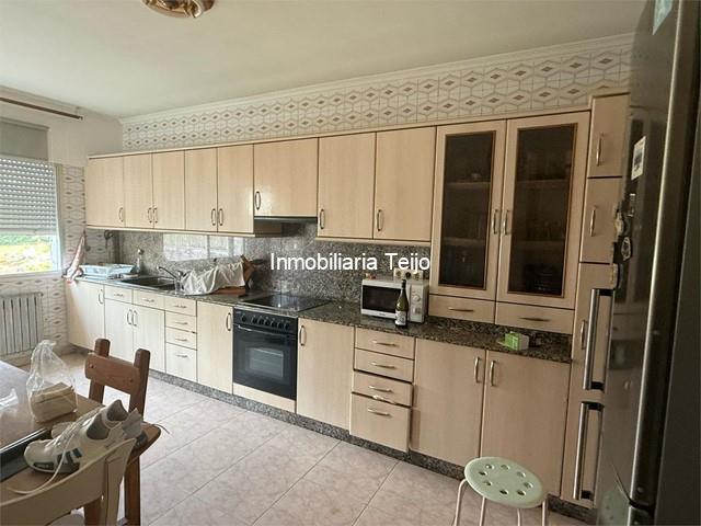 SE VENDE CASA INDEPENDIENTE EN CATABOIS - Ferrol