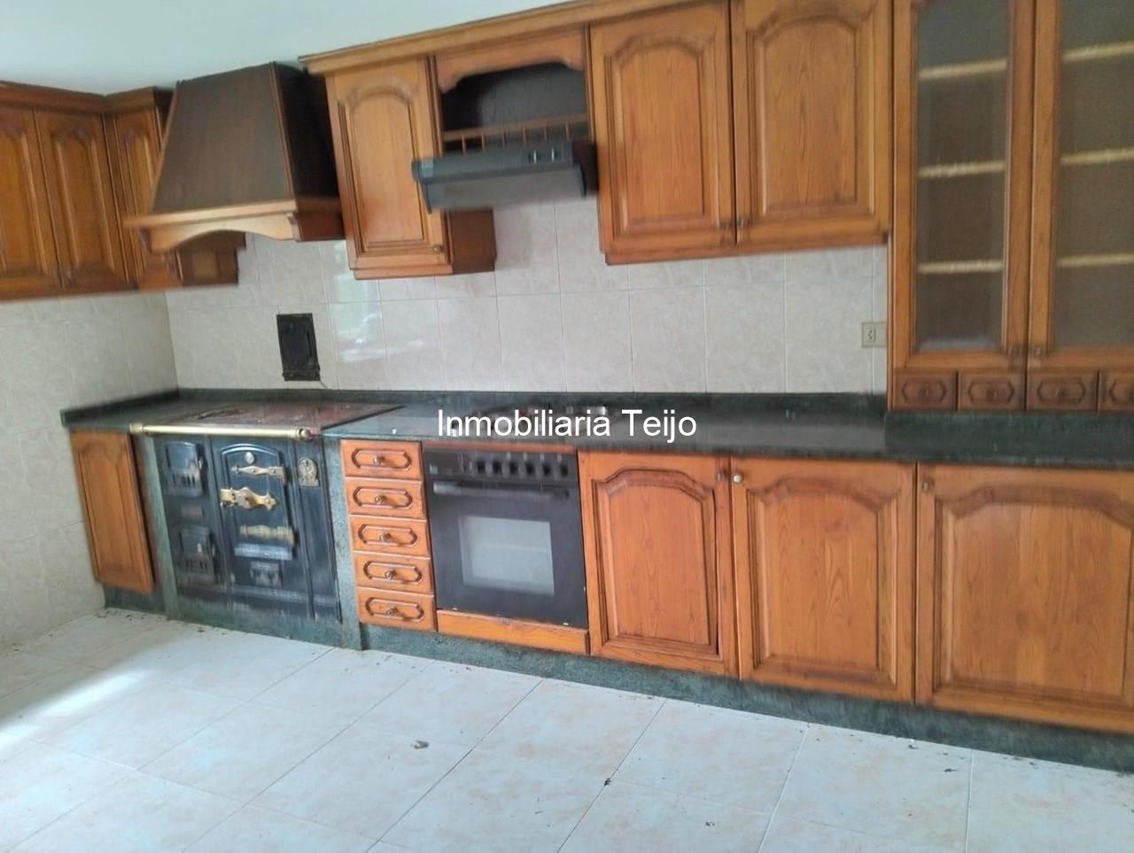Foto 11 SE VENDE CASA NO PAREADA CON FINCA PARA REHABILITAR EN CEDEIRA, SAN ROMÁN