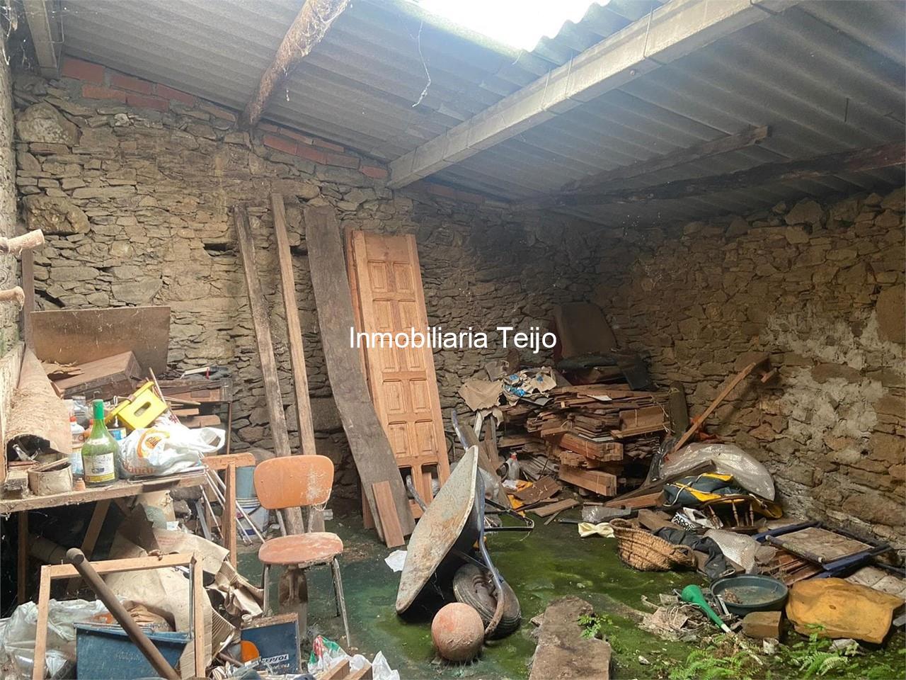 Foto 2 SE VENDE CASA PARA REFORMAR EN MANDIÁ