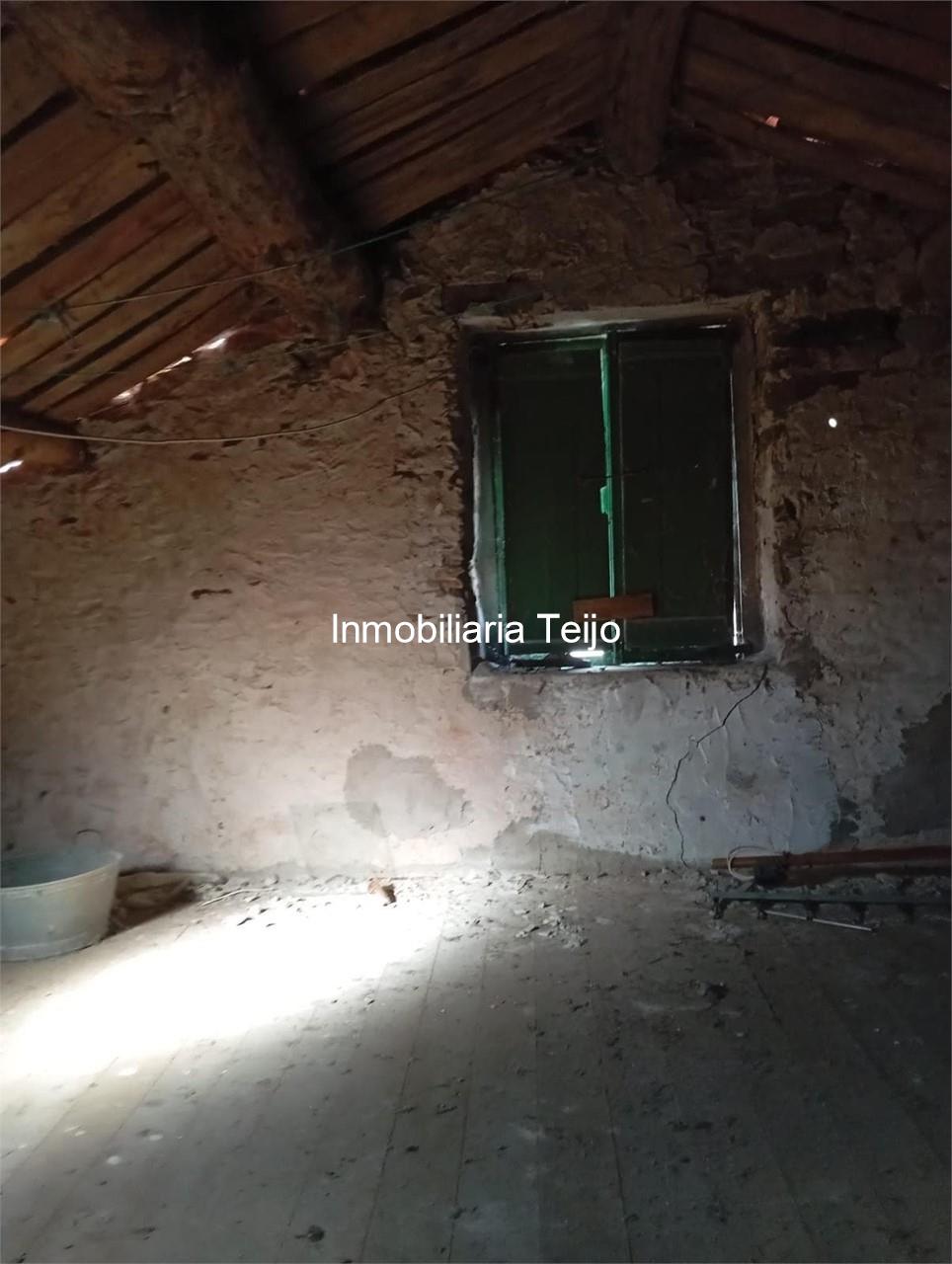 Foto 14 SE VENDE CASA PARA REHABILITAR CON FINCA EN EL CASCO URBANO DE CEDEIRA