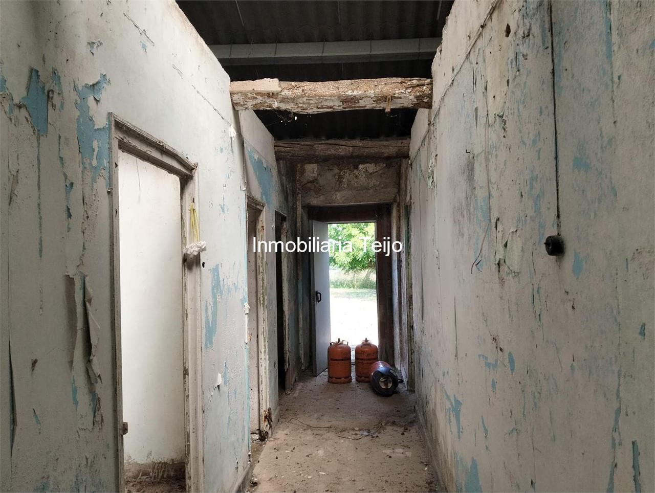 Foto 12 SE VENDE CASA PARA REHABILITAR EN CATABOIS - TEJADO NUEVO