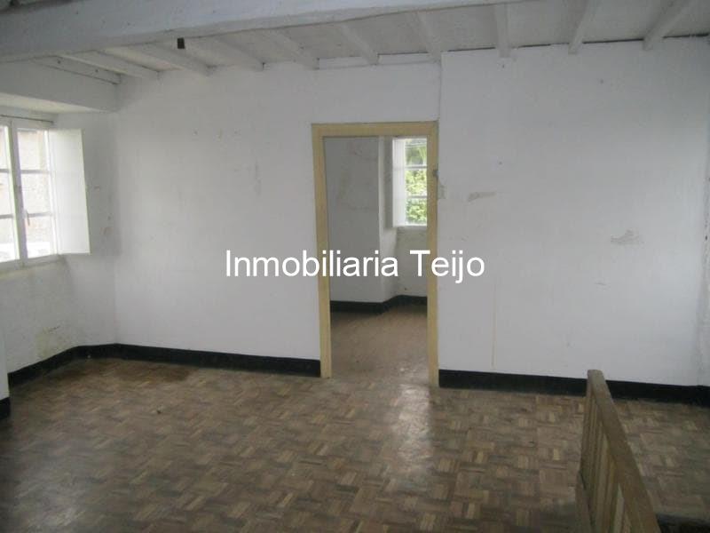 Foto 20 SE VENDE CASA PARA REHABILITAR EN LA CAPELA CON PARTE DE LA FINCA URBANA