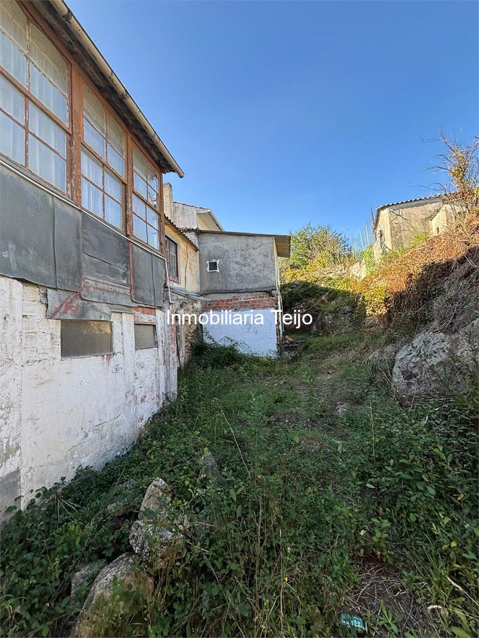 Foto 5 SE VENDE CASA PARA REHABILITAR EN MANDIÁ
