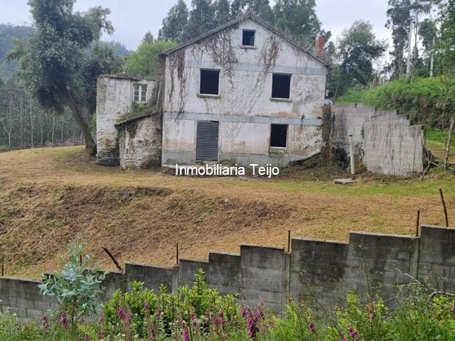 SE VENDE CASA PARA REHABILITAR EN NEDA