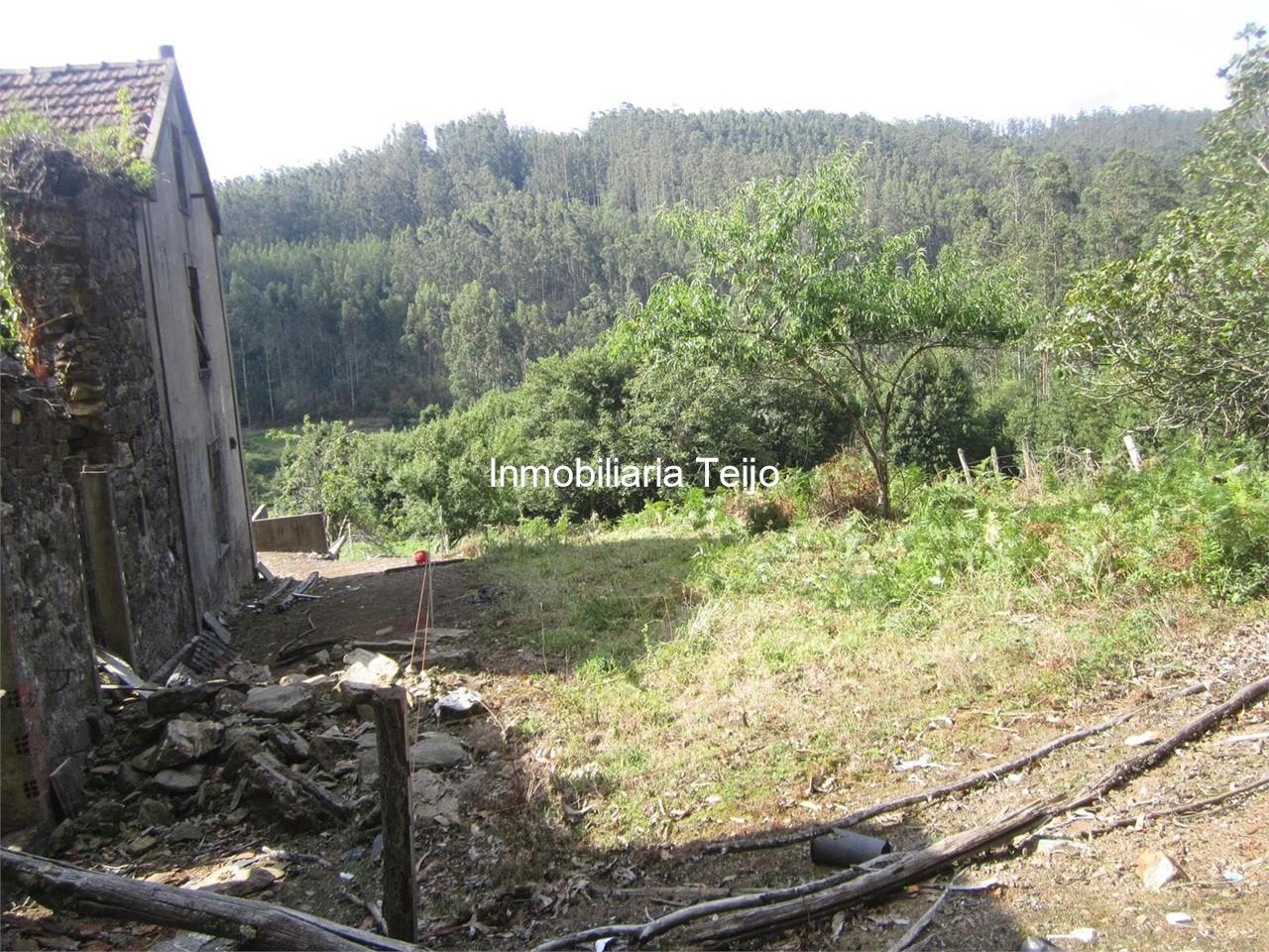 Foto 7 SE VENDE CASA PARA RESTAURAR EN CERDIDO
