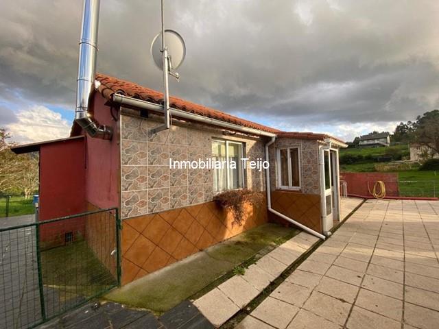 SE VENDE CASA PEQUEÑA EN CABAÑAS - Cabanas
