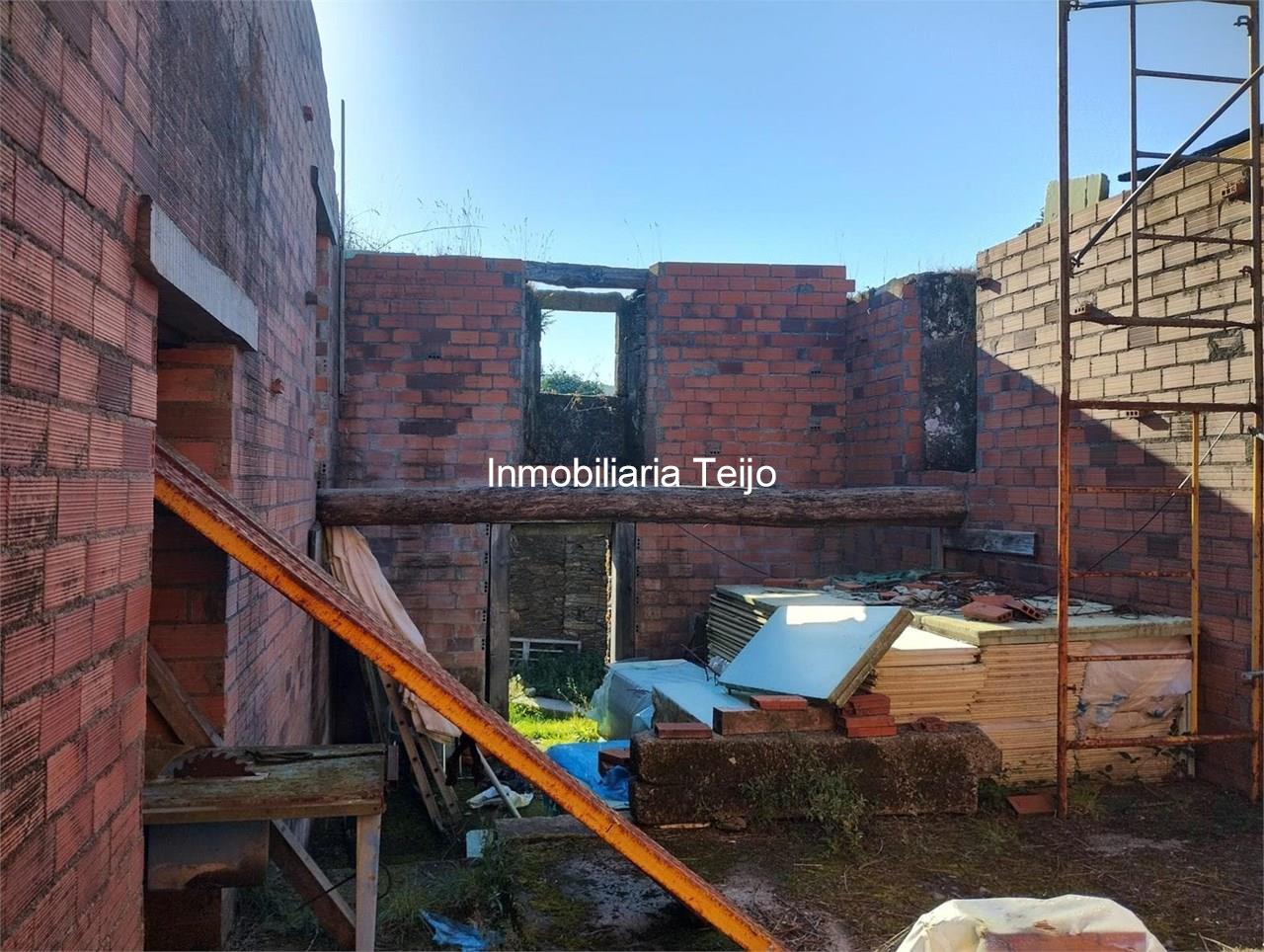 Foto 10 SE VENDE CASA POR REFORMAR CON FINCA EN NEDA