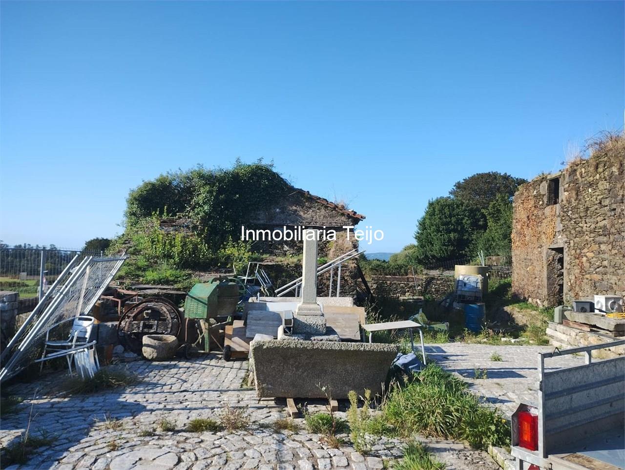Foto 12 SE VENDE CASA POR REFORMAR CON FINCA EN NEDA