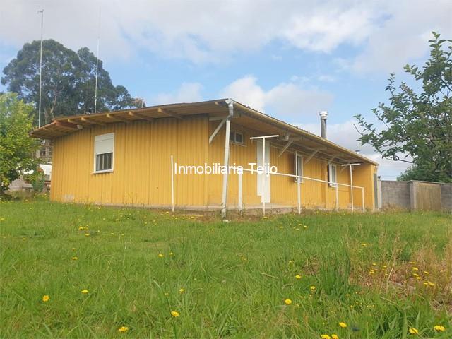 SE VENDE CASITA CON FINCA CERRADA EN CATABOIS - Ferrol