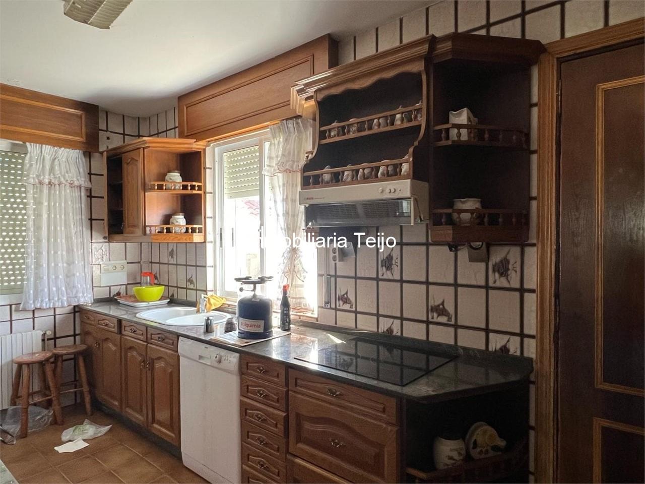 Foto 2 SE VENDE CHALET CON PISCINA CUBIERTA EN LA PLAYA DE SAN JORGE