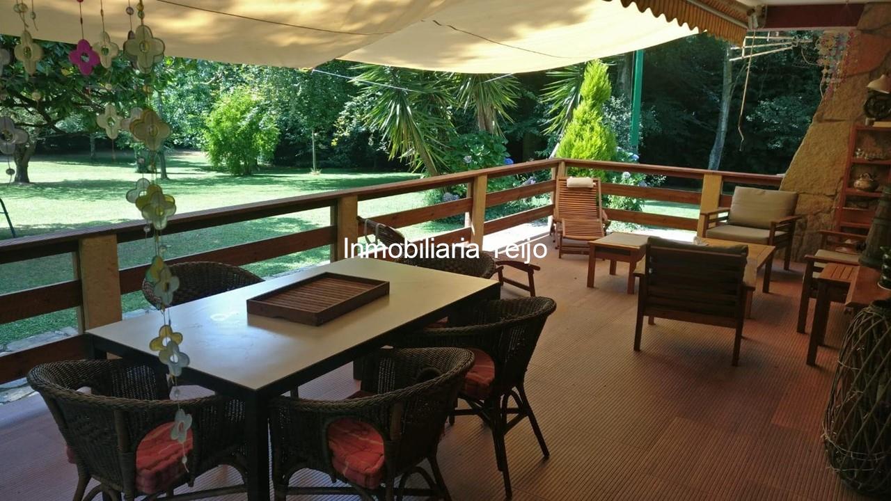 Foto 4 SE VENDE CHALET CON PRECIOSA FINCA Y PISCINA EN MANIÑOS