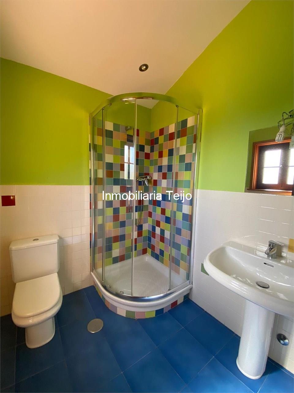 Foto 17 SE VENDE CHALET DE RECIENTE CONSTRUCCIÓN FORRADO EN PIEDRA  EN MANDIÁ