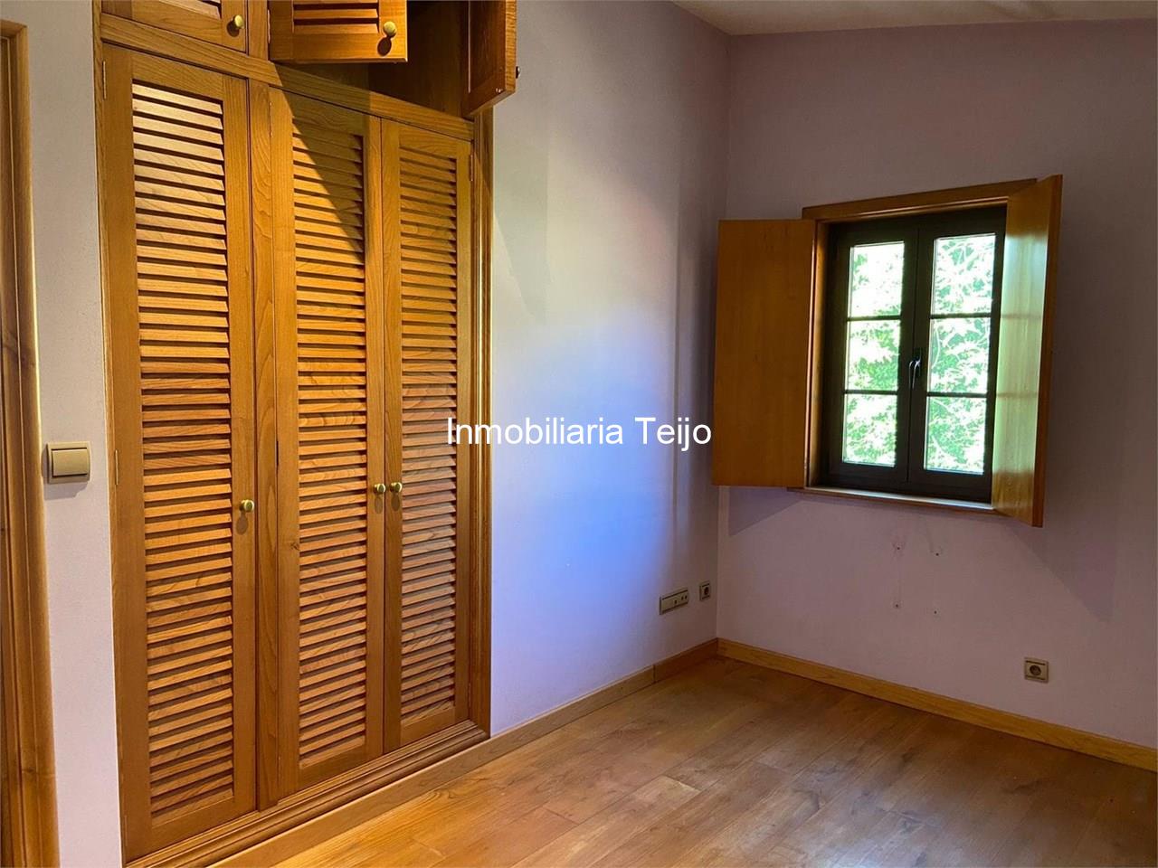 Foto 20 SE VENDE CHALET DE RECIENTE CONSTRUCCIÓN FORRADO EN PIEDRA  EN MANDIÁ