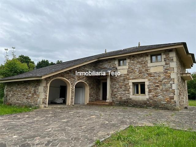 SE VENDE CHALET EN LAGO - Valdoviño